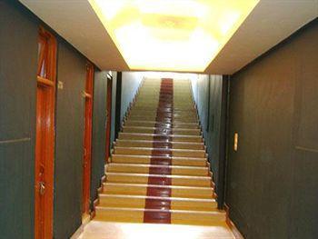 Resort Sandhya & 4*