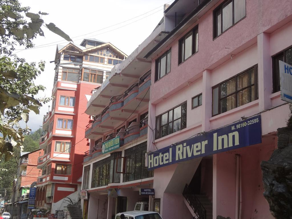 River Hotel 2*