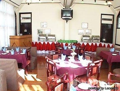 Snowcrests Manor Hotel 4*
