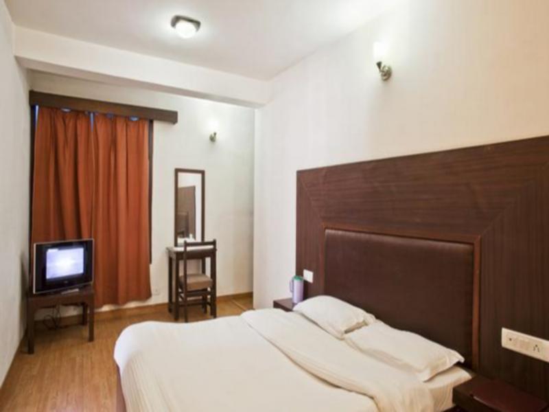 Greenfields Hotel