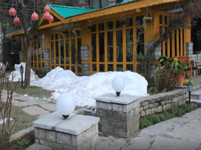 Johnson & Manali (Himachal Pradesh)