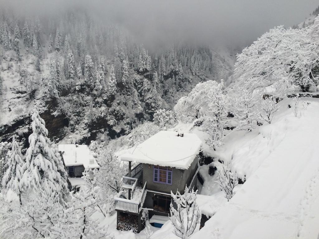Hotel Kanyal Heights Manali (Himachal Pradesh)