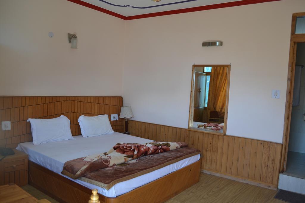 Kanyal Heights Hotel *