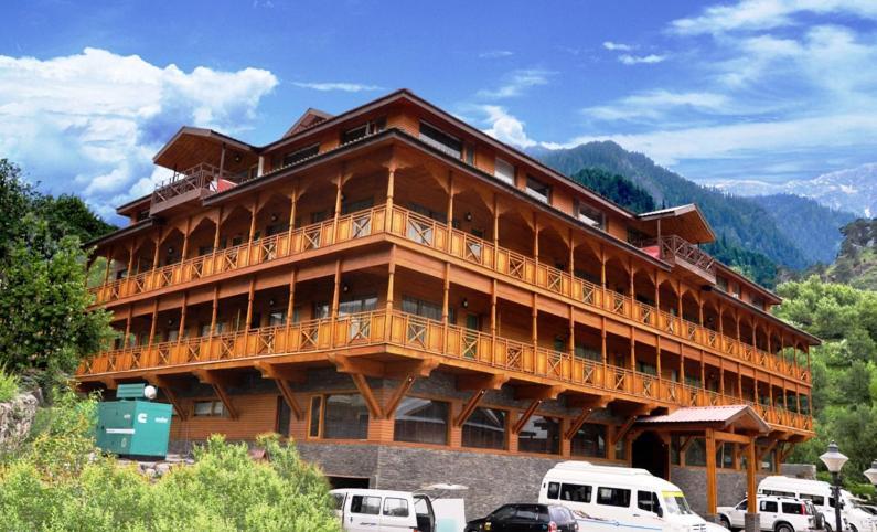 Sandhya & Manali (Himachal Pradesh)