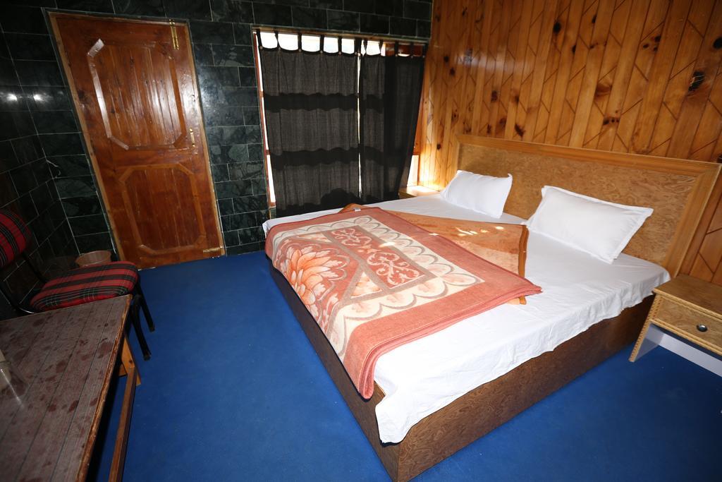 Hotel Ridge View Manali (Himachal Pradesh)