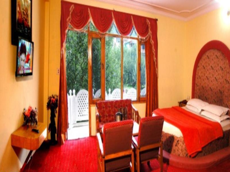 Hotel Neha Palace