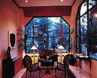 Snowcrests Manor