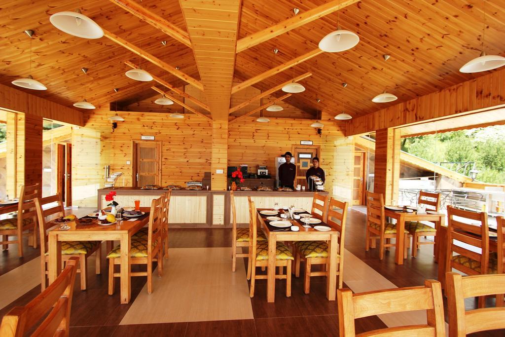 Resort Vivaan The Sunrise Manali (Himachal Pradesh)