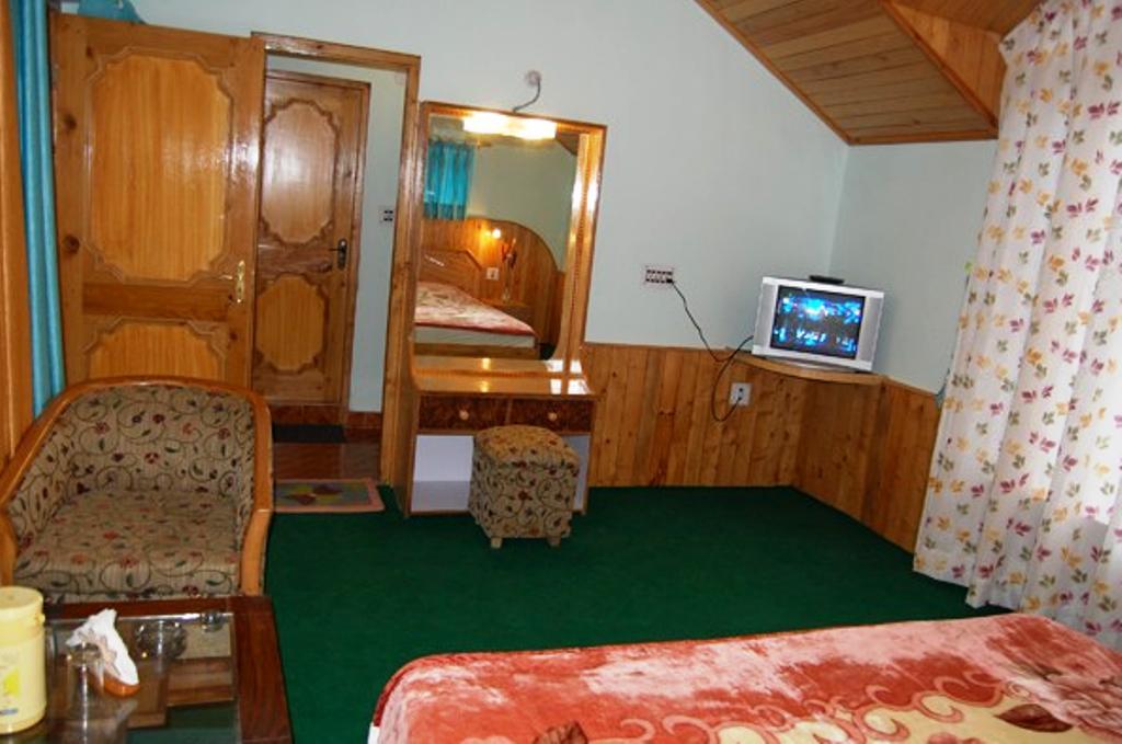 Homestay Kartik Holiday *