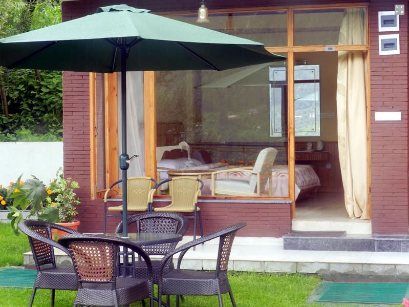 Snow Peak Retreat Manali (Himachal Pradesh)