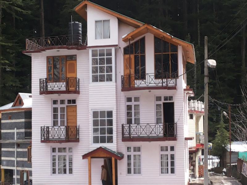 Pitambera Manali (Himachal Pradesh)