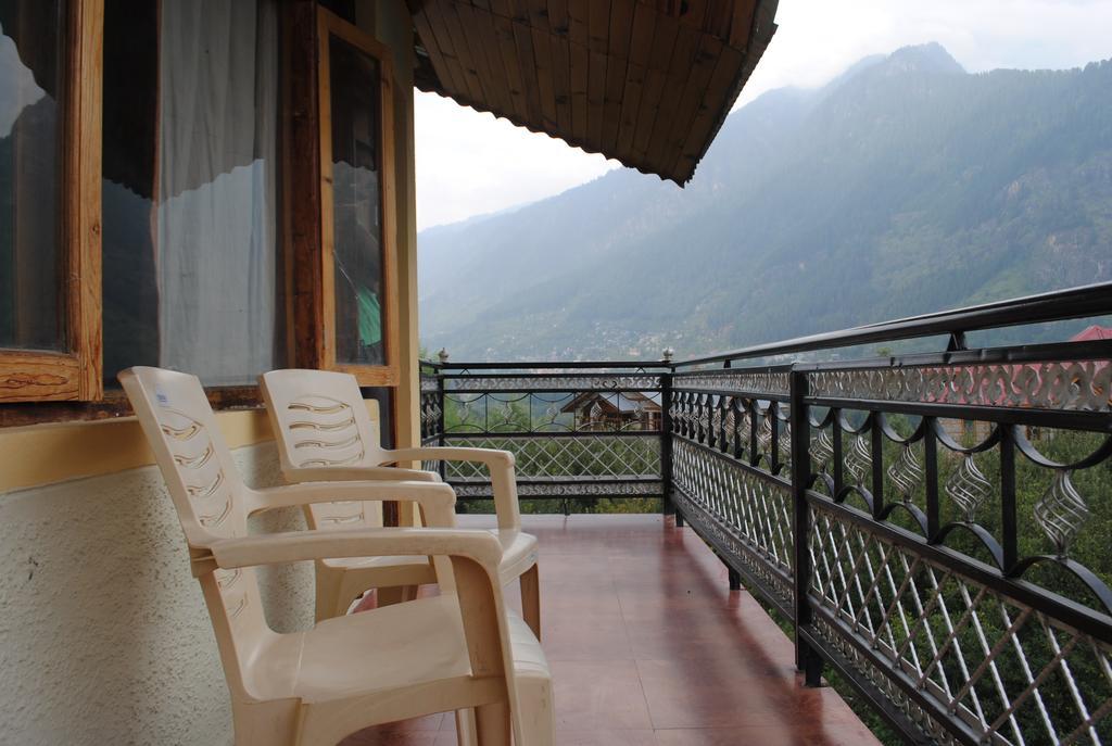 Bed & Breakfast Oyo 13232 Red Rose