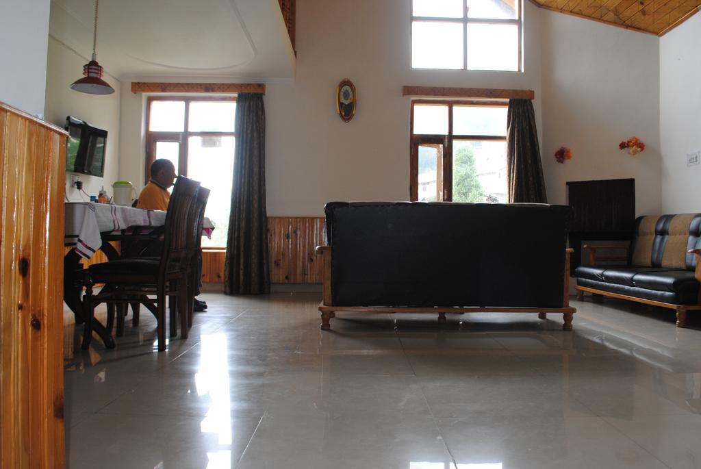 Bed & Breakfast Oyo 13232 Red Rose Manali (Himachal Pradesh)