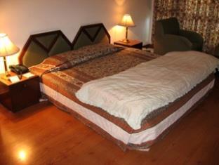 Snowcrests Manor Manali (Himachal Pradesh)