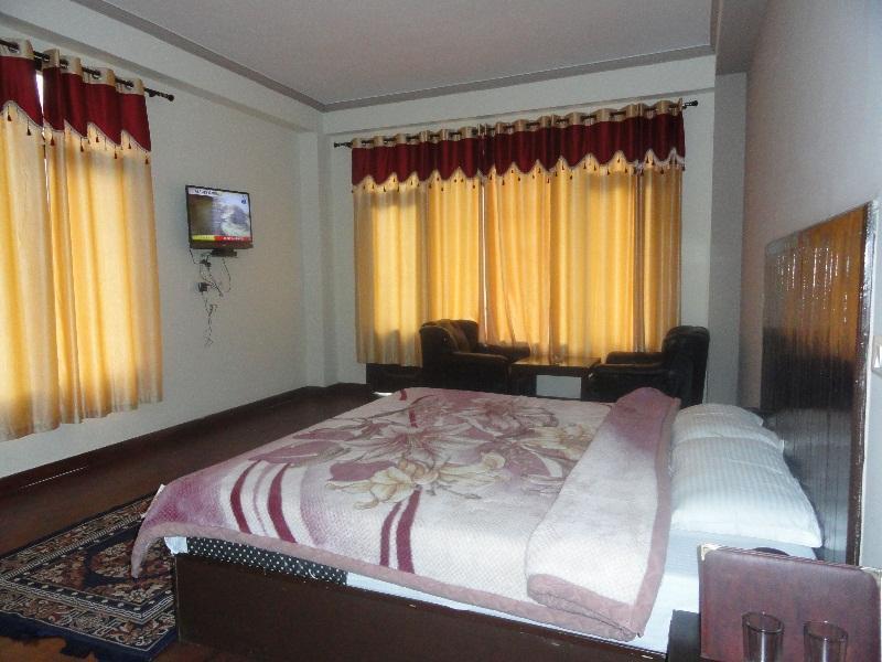 Apple Crescent Resort 3*