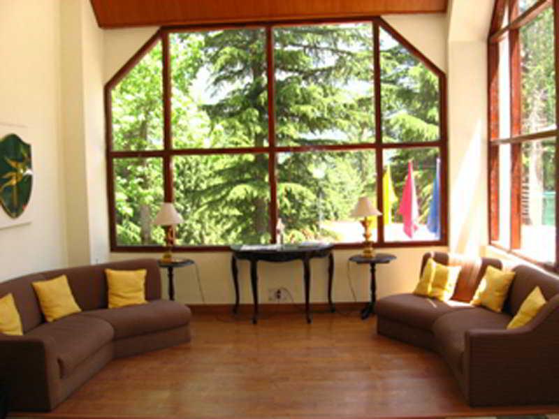 Snowcrests Manor Hotel Manali (Himachal Pradesh)