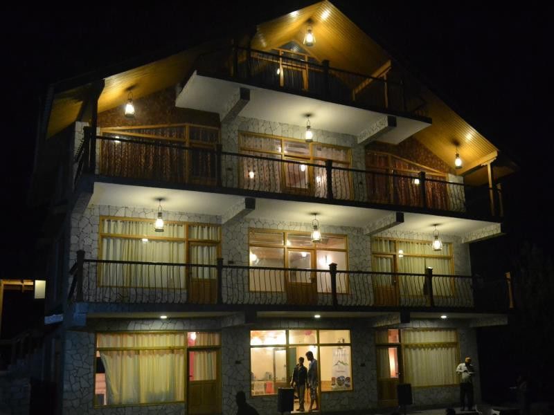 7 Hills Hotel Manali (Himachal Pradesh)