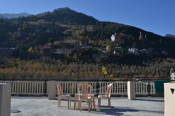 Apple Nest Hotel 3*
