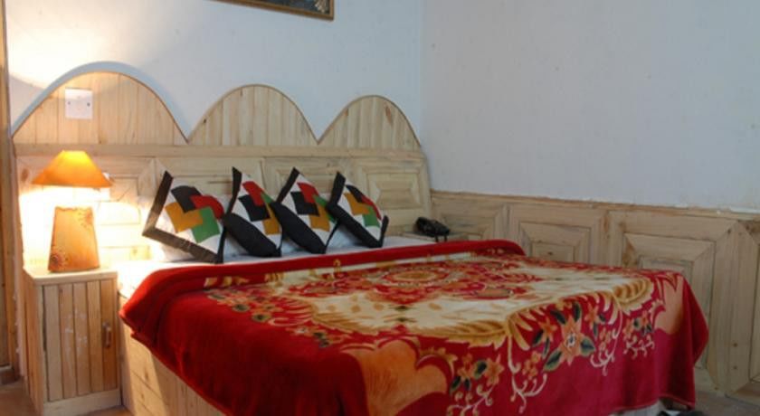 Village Classic Hotel
