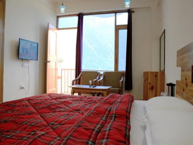 Hotel Utopia & Manali (Himachal Pradesh)