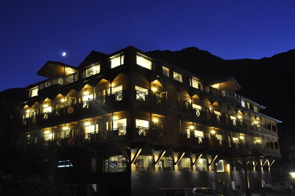 Resort Sandhya & Manali (Himachal Pradesh)
