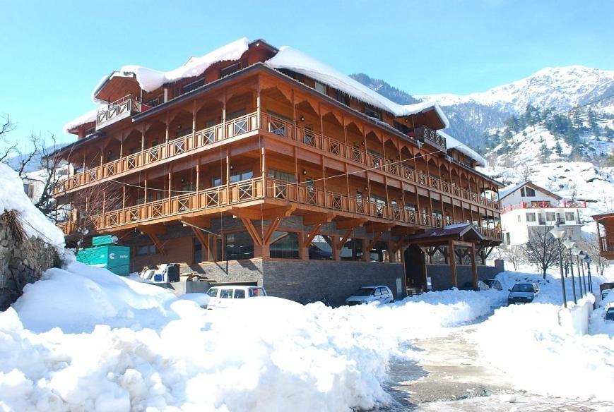 Sandhya & Manali (Himachal Pradesh)