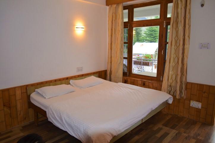 Eagle Guest house *