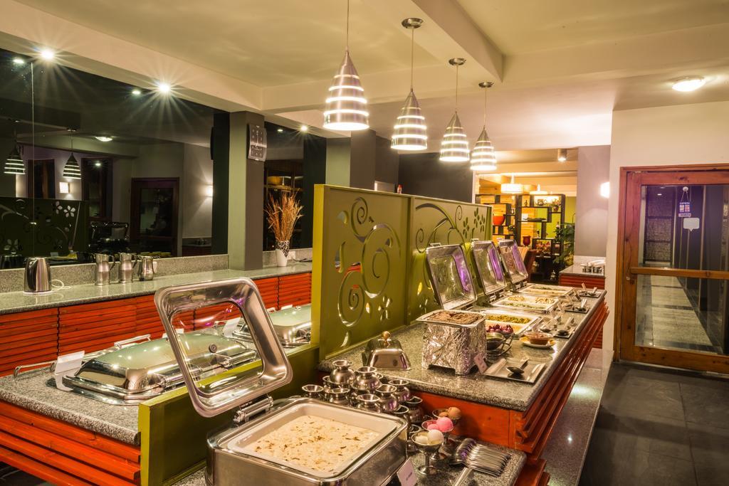 Hotel Honeymoon Manali (Himachal Pradesh)