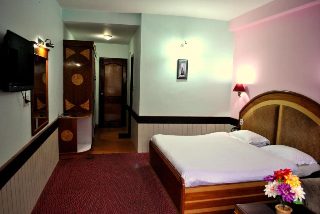 Snow Park Hotel Manali (Himachal Pradesh)