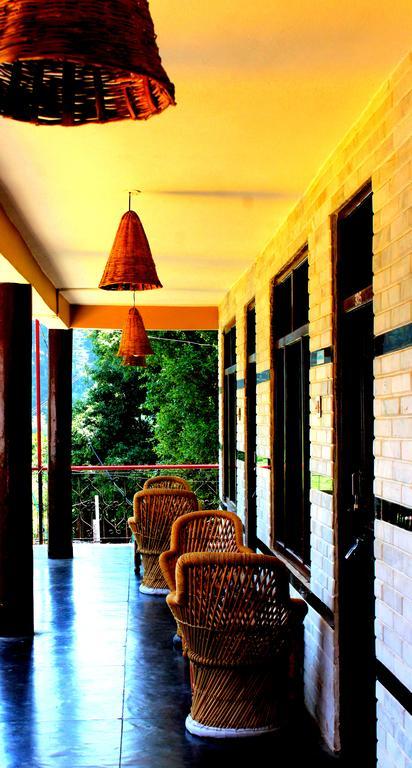 Hostel Oak Land House