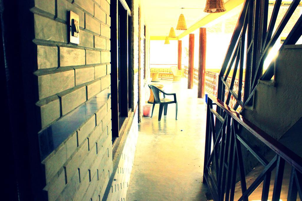 Oak Land House Hostel
