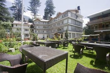 Oyo Premium Apple Garden Hotel