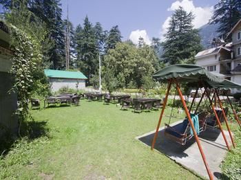 Oyo Premium Apple Garden 3*