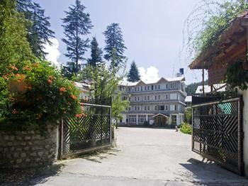 Oyo Premium Apple Garden 3*