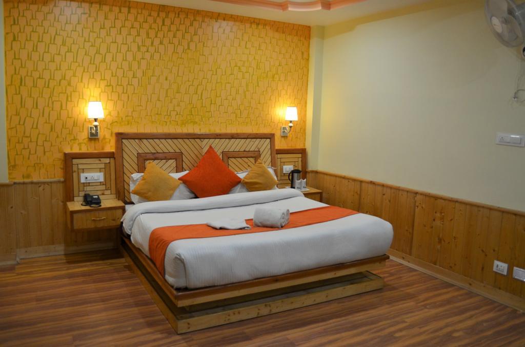 Gezellig - Tree Hill & Kanyal Lodge Manali (Himachal Pradesh)