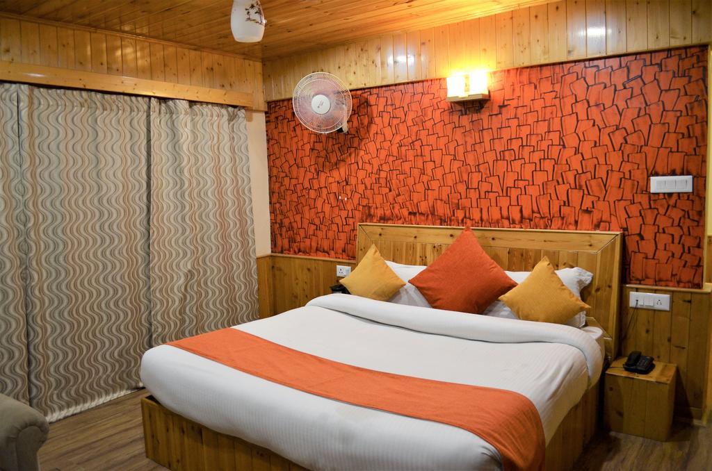 Gezellig - Tree Hill & Kanyal Lodge *