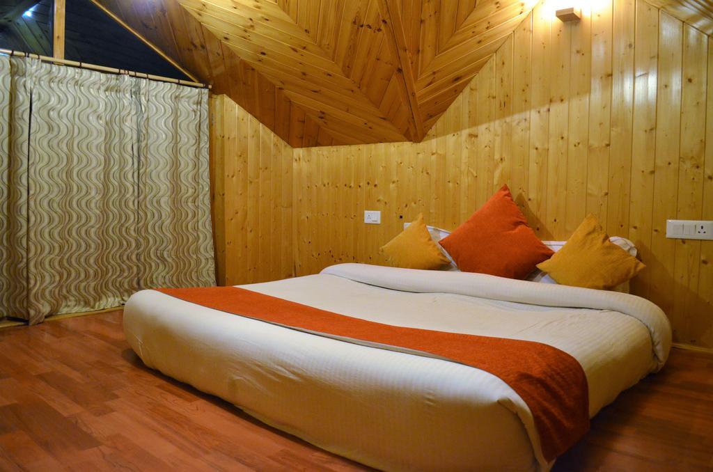 Gezellig - Tree Hill & Kanyal Lodge
