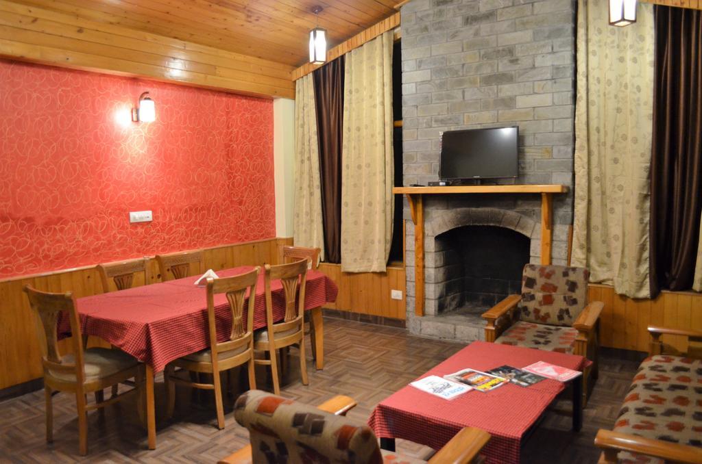 Lodge Gezellig - Tree Hill & Kanyal Manali (Himachal Pradesh)