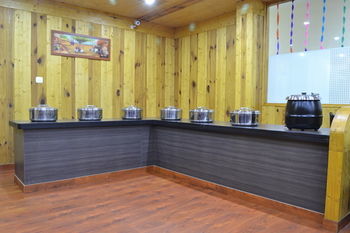 Apple Nest Hotel
