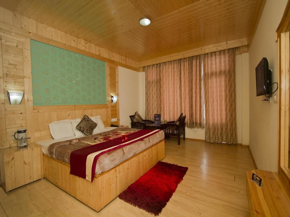 Oyo Premium Grand Hotel 3*