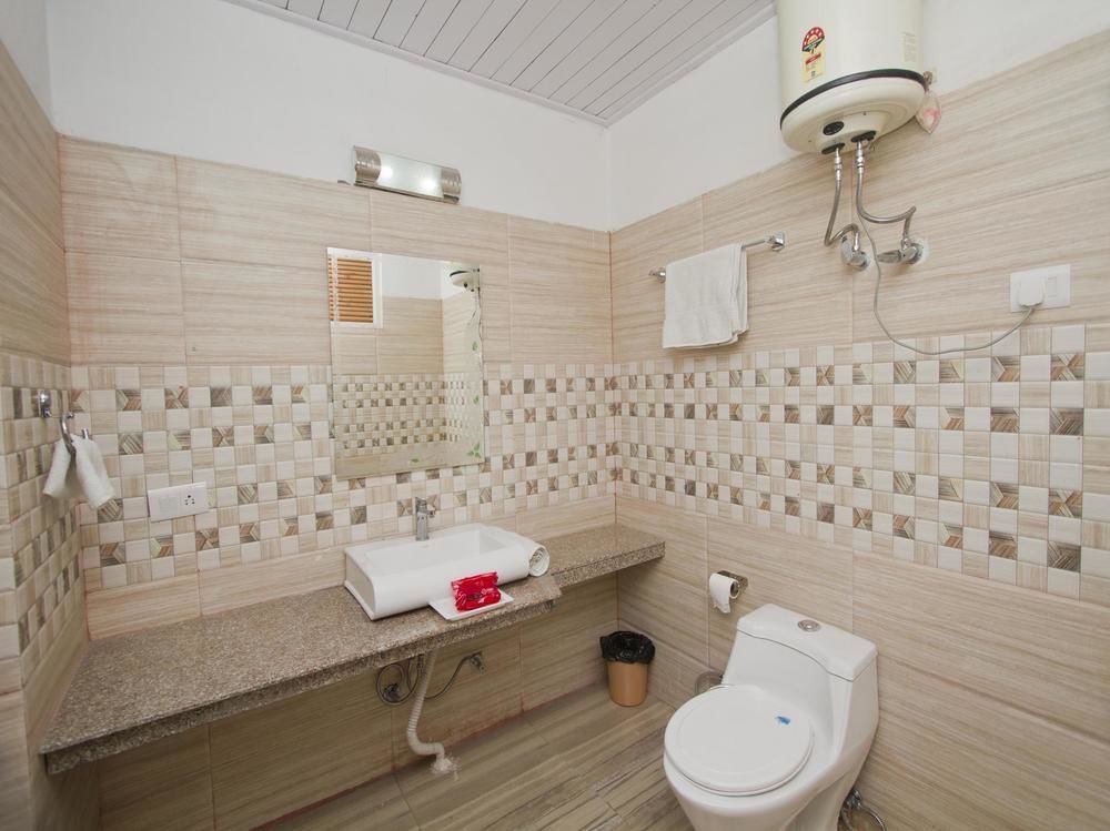 Oyo Premium Grand Hotel Manali (Himachal Pradesh)