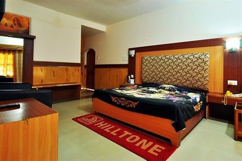 Hilltone & Hotel