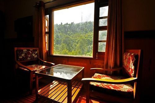 Hotel Hilltone &