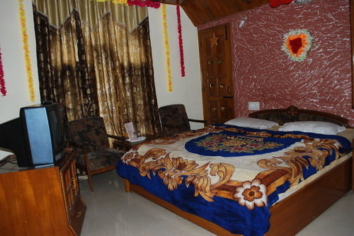 Crystal Hotel Manali (Himachal Pradesh)