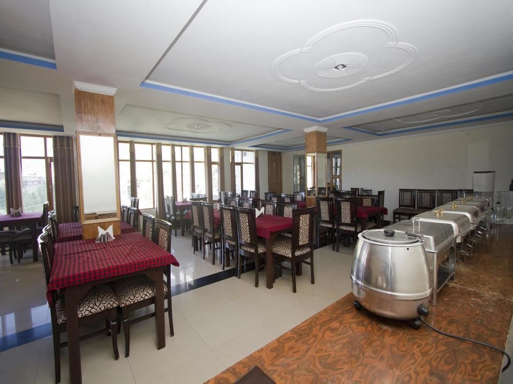 Hotel Oyo Premium Star Prini Manali (Himachal Pradesh)