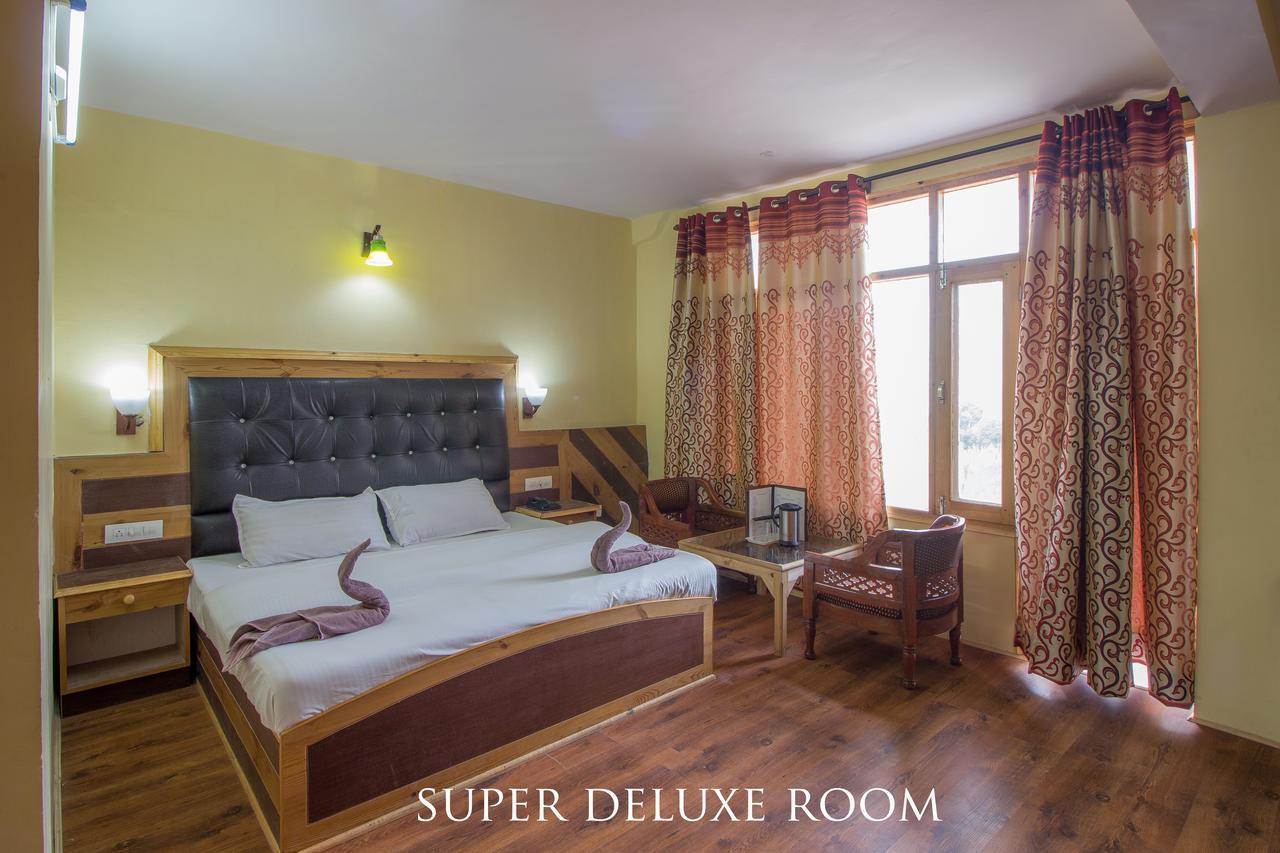 Neha Palace Manali (Himachal Pradesh)