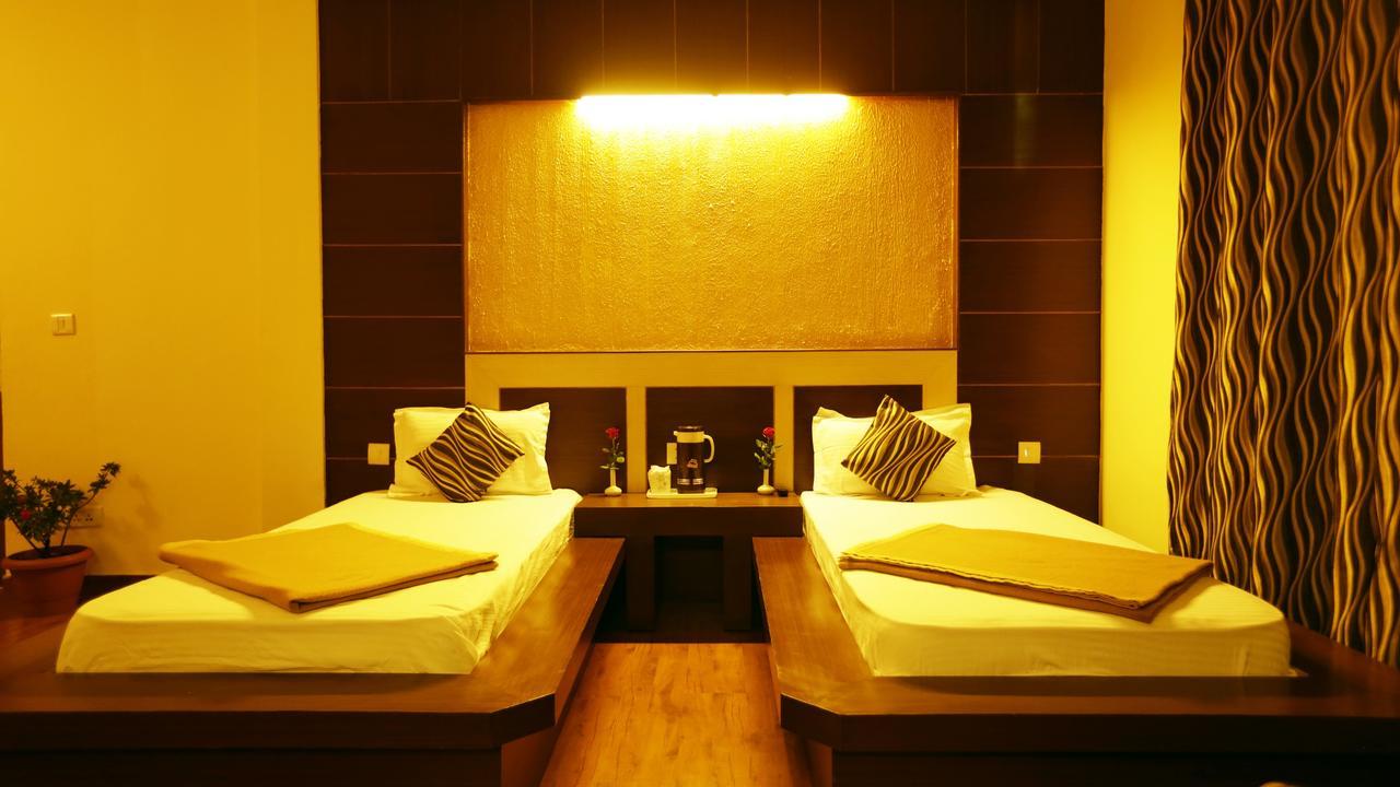 Glacier Hotel Manali (Himachal Pradesh)