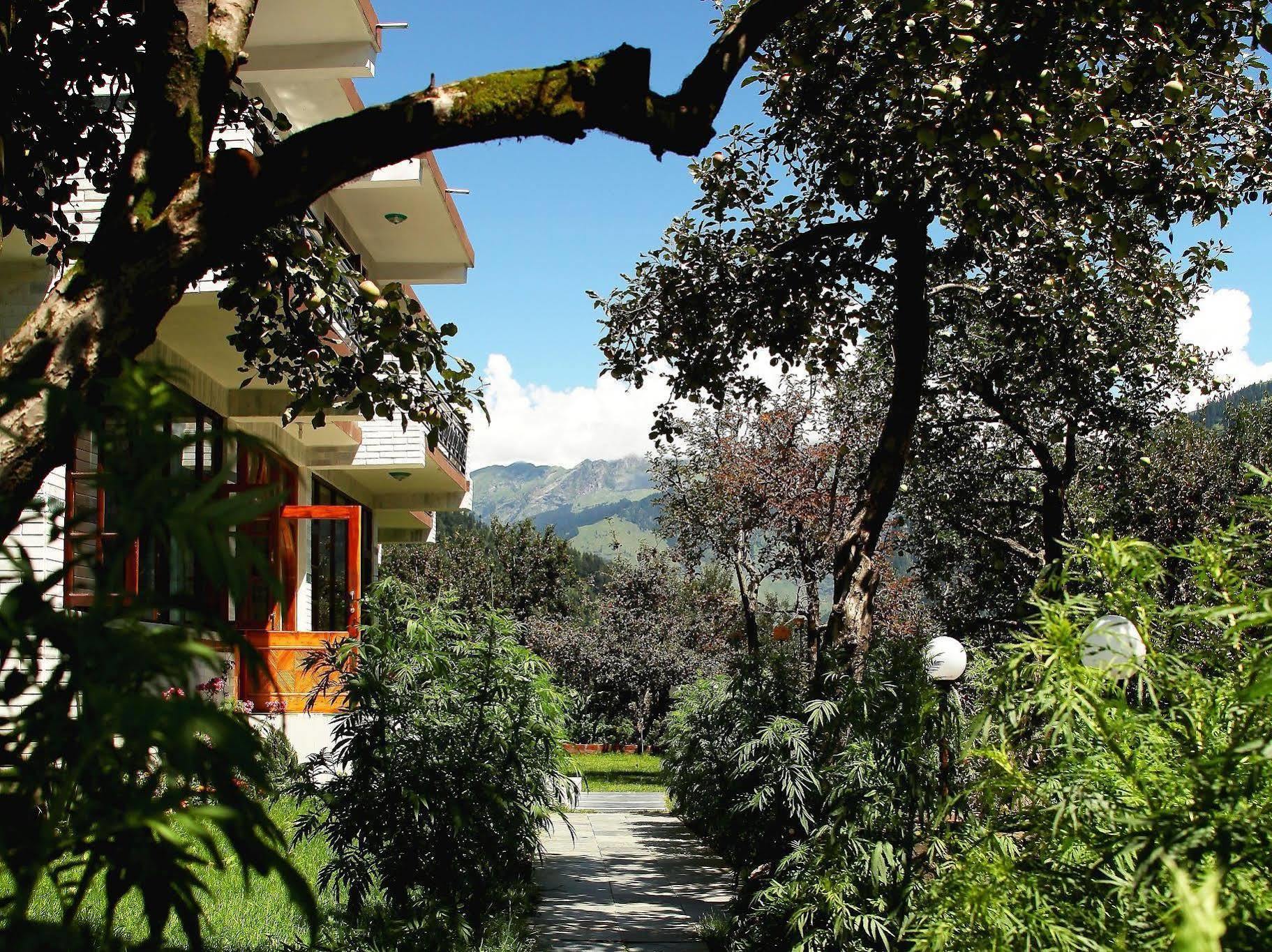 Hotel The