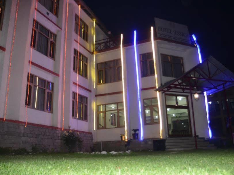 Hotel Jessica Manali (Himachal Pradesh)