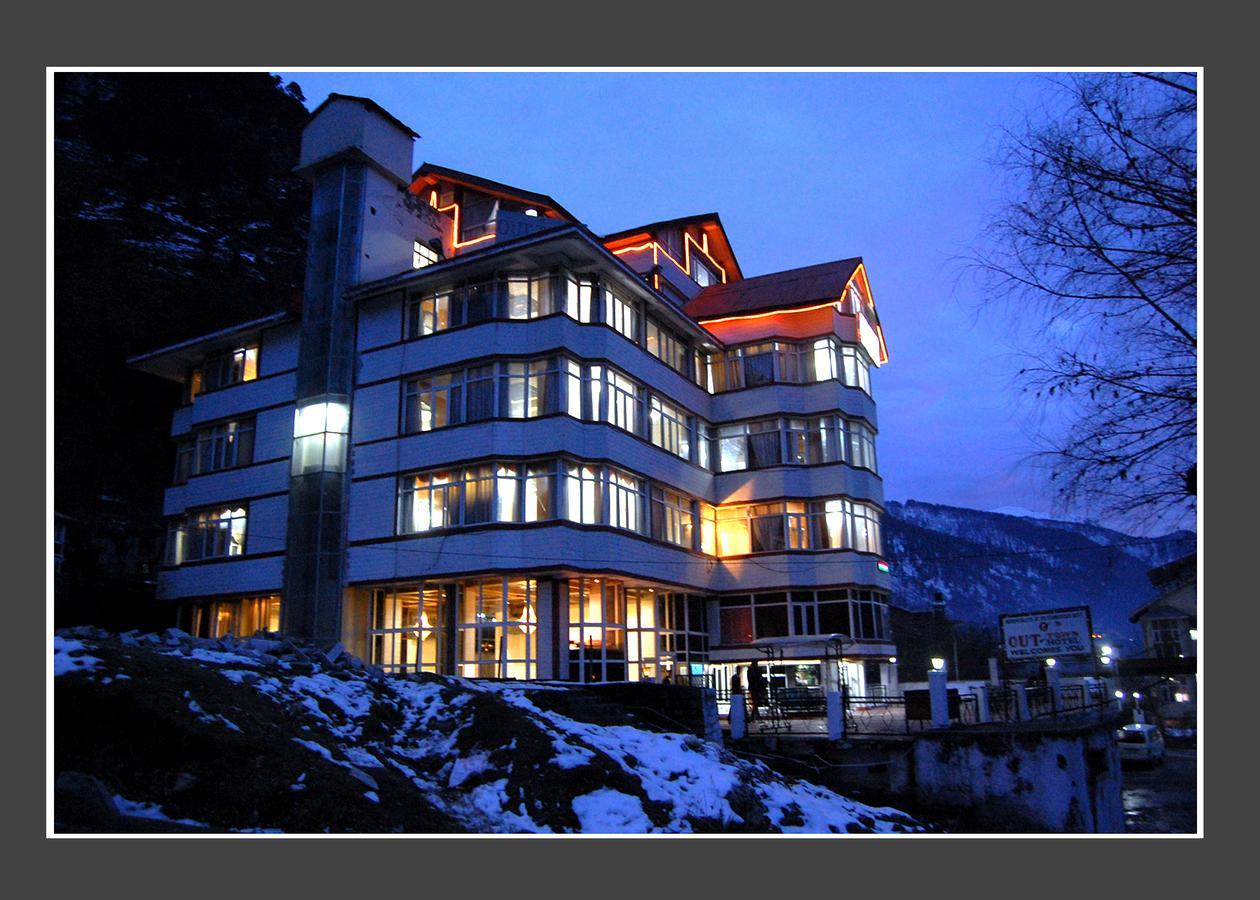 Hotel Out Town Manali (Himachal Pradesh)